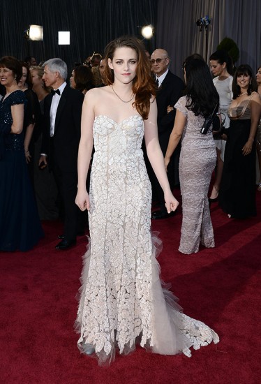 H Kristen Stewart με Reem Acra