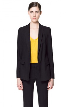 Mαύρο blazer zara 49,95 euro