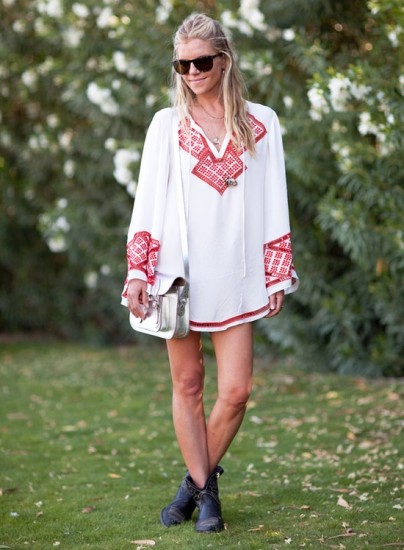 boho-embroided-dress-street-style-1