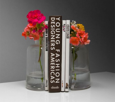 bookends-vase-flowers