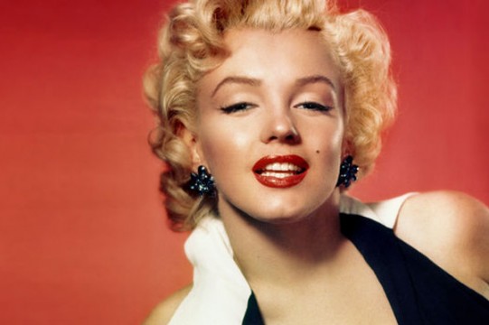 marilyn-monroe-red-lips