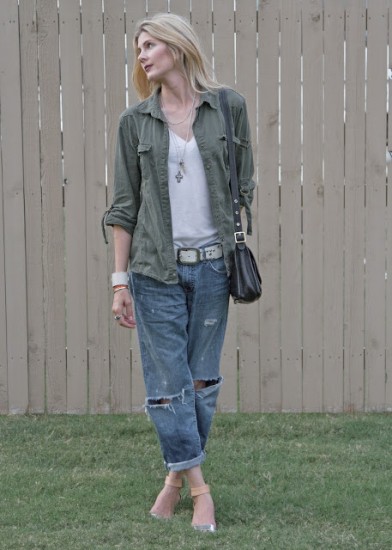 boyfriend-jeans-military-jacket