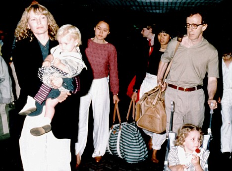 Tην εποχή που ο Woody Allen, η Mia Farrow, η Soon-Yi Previn και ο Ronan ήταν μια ευτυχισμένη οικογένεια