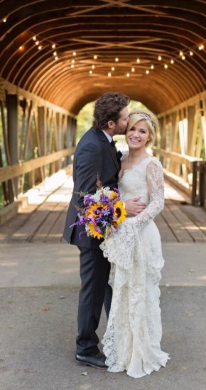 H φωτογραφία γάμου της Kelly Clarkson