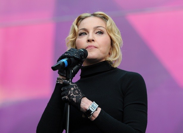 Η Madonna κυνήγησε μανιωδώς τη νεότητα και μάλλον πέτυχε το αντίθετο