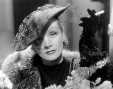 H Marlene Dietrich στην ταινία Desire