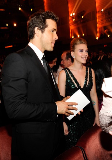 Η Scarlett Johansson την εποχή που ήταν παντρεμένη με τον ηθοποιό Ryan Reynolds