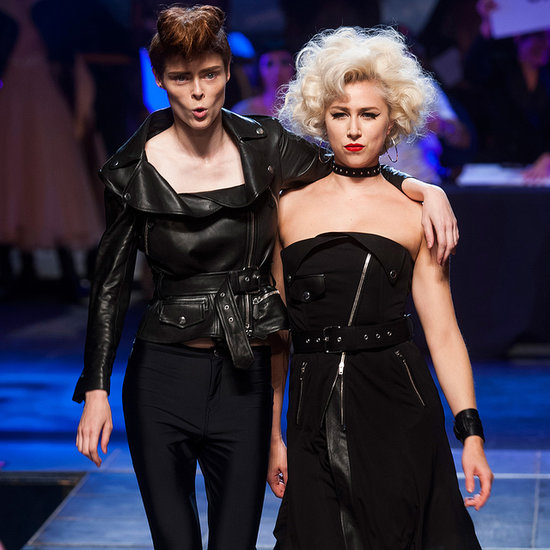 Coco Rocha & Karlie Kloss αναπαριστούν τους πρωταγωνιστές του Grease στο fashion show του Jean Paul Gaultier