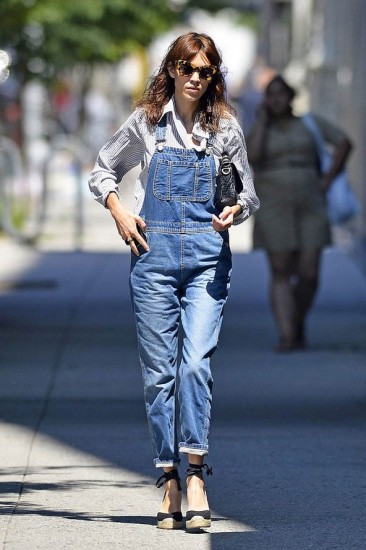 alexa-chung_dungaree-espadrille