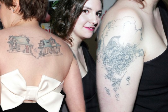 Tα εντυπωσιακά τατουάζ της Lena Dunham