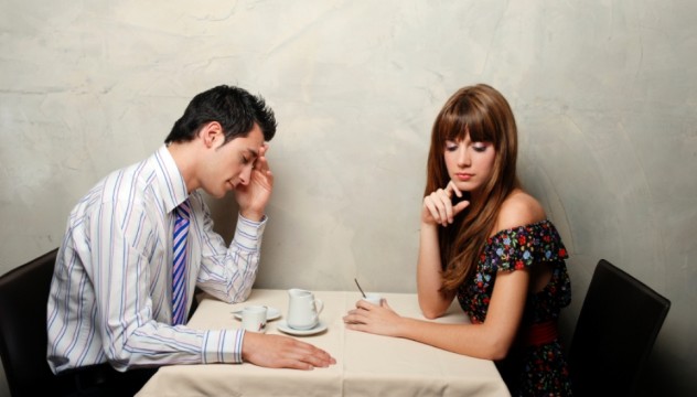 unhappy_couple_dinner