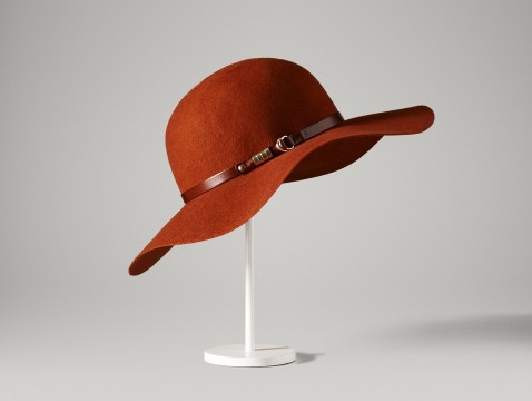 Κεραμιδί τσόχινο καπέλο Massimo Dutti