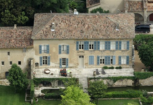 Το Château Miraval όπως αγοράστηκε το 2008 από τον Brad Pitt και την Angelina Jolie