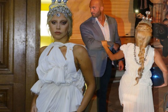Gaga-MAIN