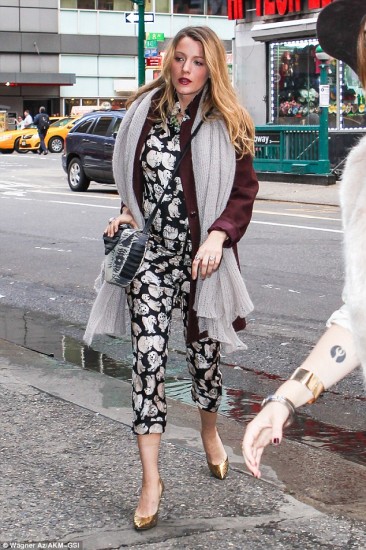 blake-lively-pregnant-style