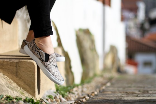 snakeskin-slip-on-shoes