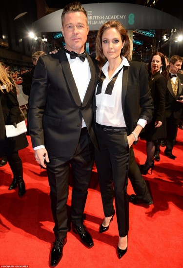 brad-pitt-angelina-jolie-matching-style
