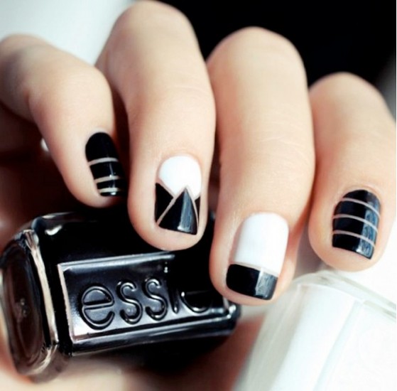 graphic-nails-black-white