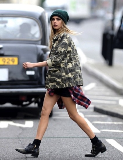 punk-plaid-shirt-cara-delevingne