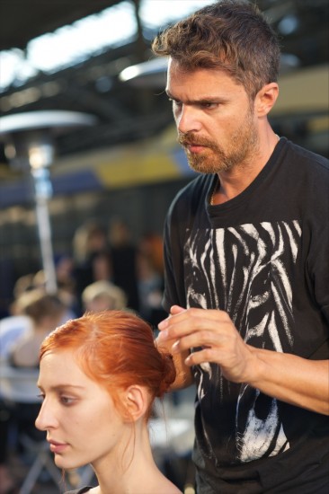 Organic sinion-Το hair look που δημιούργησε ο Σταμάτης Καραΐσκος για το fashion show των Mi-Ro