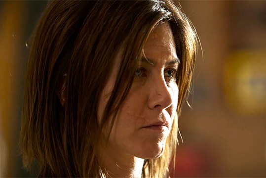 H Jennifer Aniston ως γυναίκα με χρόνιο πόνο που αναζητά παράνομα φάρμακα στην ταινία Cake