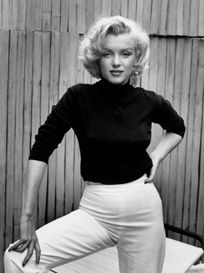 monroe-turtleneck-fashion-rules