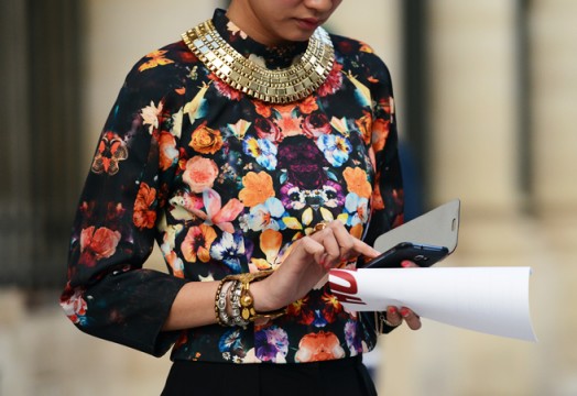 necklace-floral-print