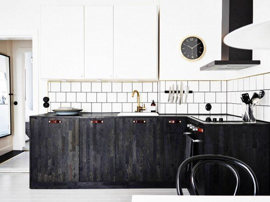 black-white-kitchen-3