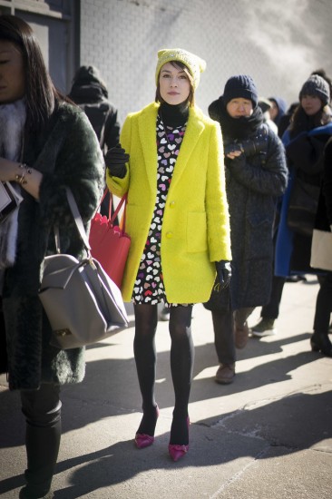 Wear-Turtleneck-Under-Dress-winter-layering