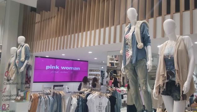 LG Signage case study_Pink woman 1