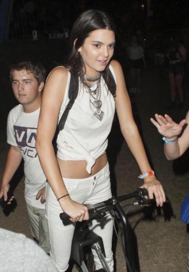 kendall-jenner-coachella-2015-look-tenue (1)