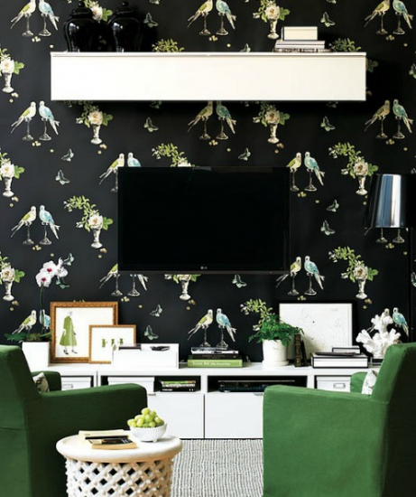 tv-deco-black-wall-2