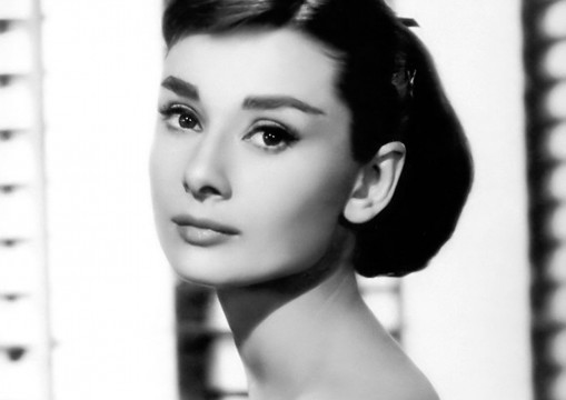 audrey-hepburn-beauty-trick