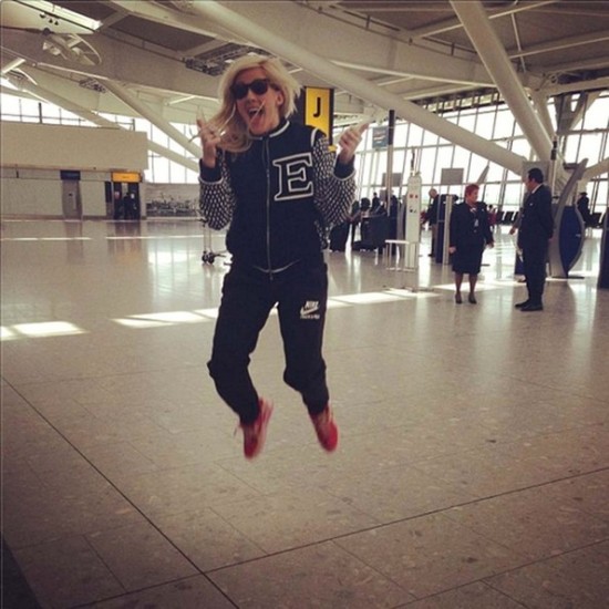 Ellie+Goulding+travel