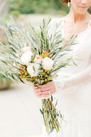 bridal-flower-olive