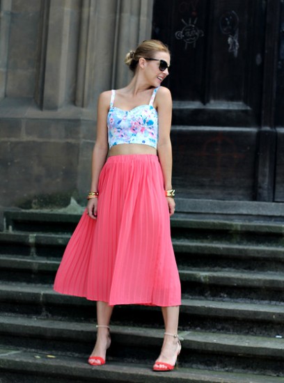 midi-skirt-crop-top-6a