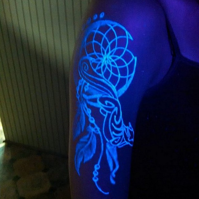 black light tattoo3