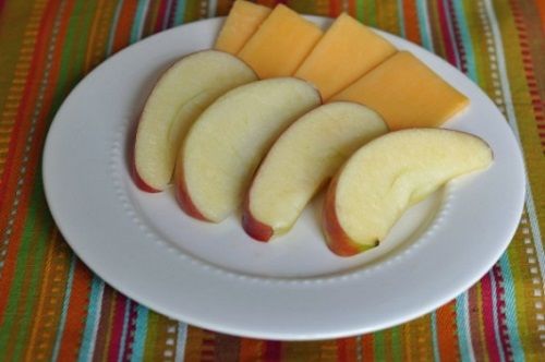Εικόνα 3 Μήλο με τυρί Cheddar