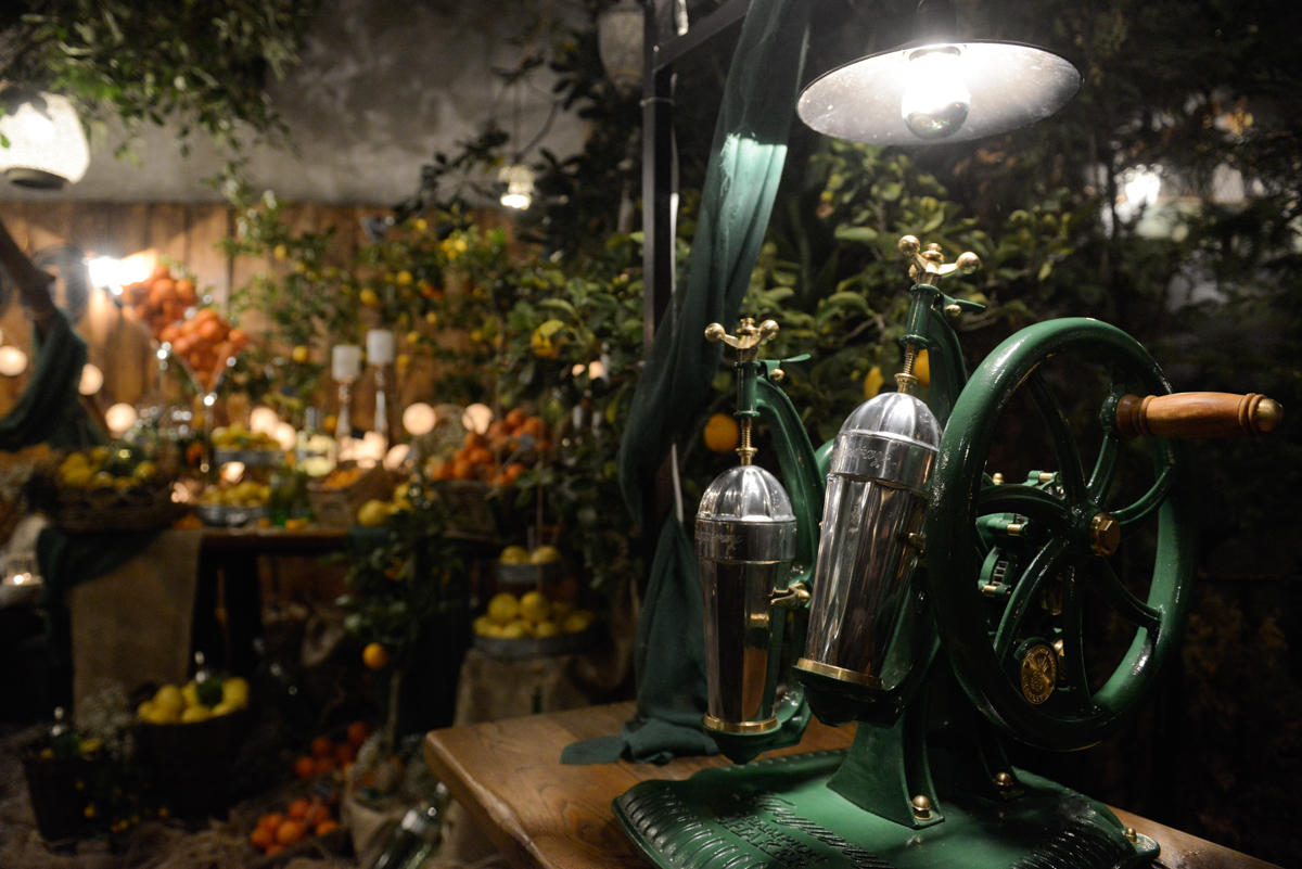Tanqueray_22