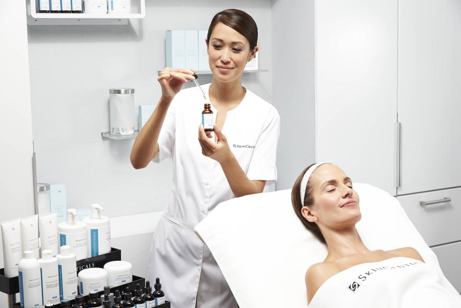 skinceuticals_advanced-peels-1