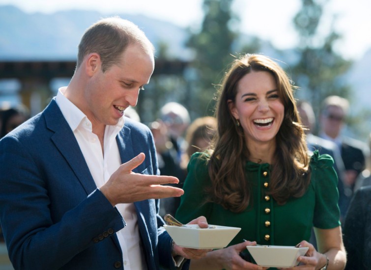 Britain's Prince William and his wife Kate, the Duke and Duchess of Cambridge, take part in the taste of British Columbia at Mission Hill Winery in Kelowna, British Columbia, Tuesday, Sept 27, 2016. (Jonathan Hayward/The Canadian Press via AP)