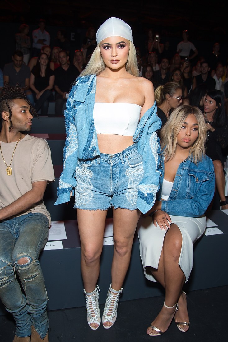 kylie-jenner-nyfw-jeans