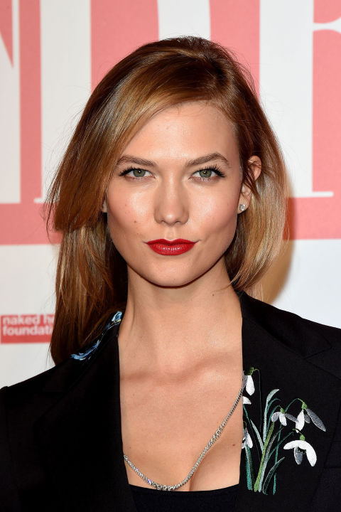 karlie-kloss-side-bangs