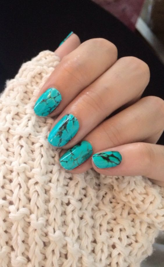 nails