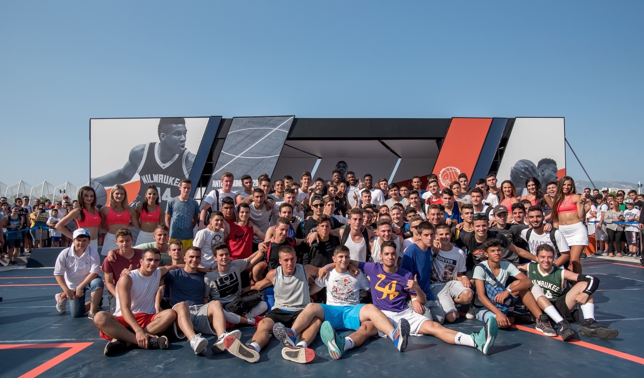 Nike_AntetokounBros 2017