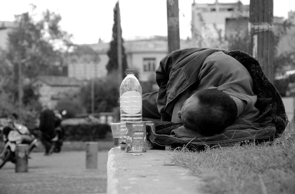 Η πάμπτωχη Ελλάδα του 2016 μέσα από 10 φωτογραφίες Thats Life. Life