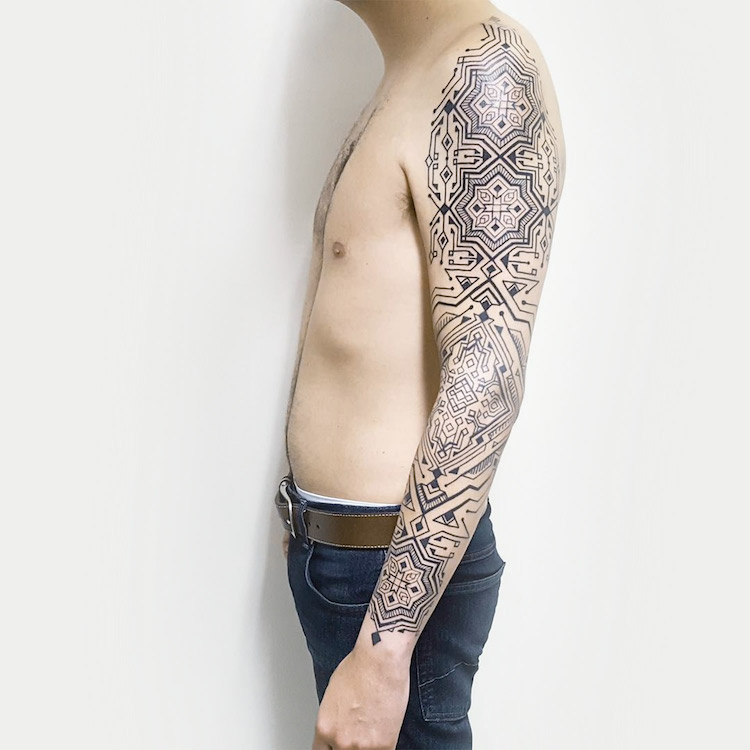 brian-gomes-brazilian-tribal-tattoos-12