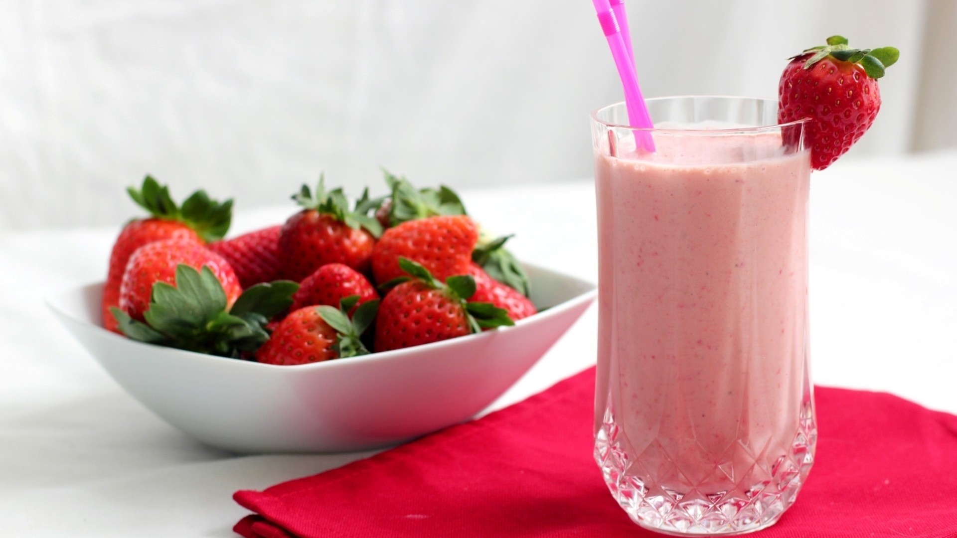 strawberry-milkshake