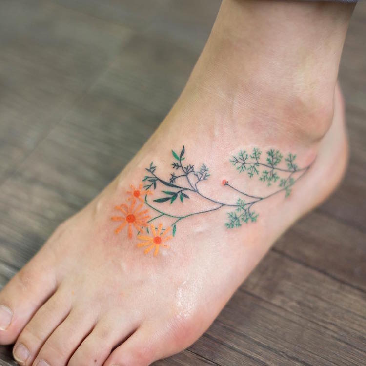 3-zihee-tattoo-delicate-tattoos-c