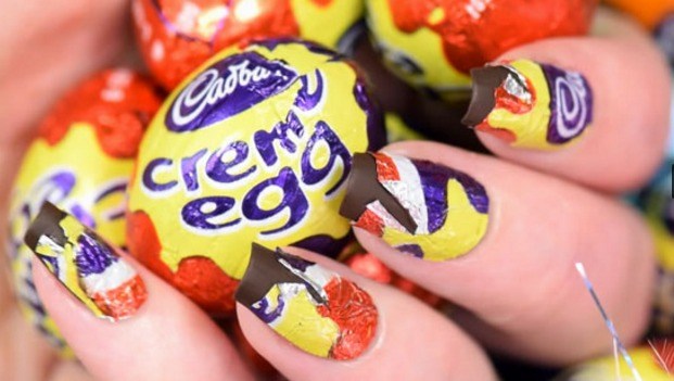 creme-eggs-nails